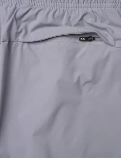 Kvinnor On Shorts|3