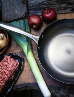 Satake Cast Iron Nitriding frying pan - Stekpannor| Stekpannor & Kokkärl