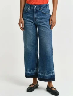 GANT CROPPED FLARE HEM DETAIL JEANS - Utsvängda jeans|Kvinnor Denimkläder|Jeans