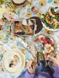 Sagaform Dagny deep plate medium - Serveringsfat & Uppläggningsfat| Serveringsfat
