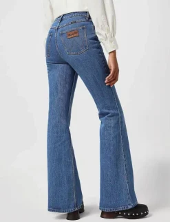 Kvinnor Wrangler Jeans|FIERCE FLARE - Utsvängda jeans
