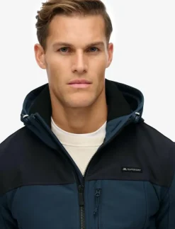 Superdry Sport Jackor|HOODED SOFTSHELL TECH TREKKER - Friluftsjacka