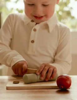 Barn Little Dutch Leksakskök & Tillbehör|- Cutting vegetables FSC - Leksaksmat & Leksakstårtor