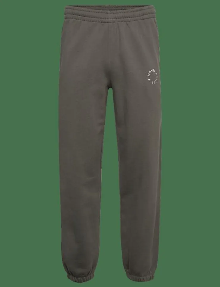7 DAYS Active Organic Sweatpants - Sweatpants|Kvinnor Byxor|Joggingbyxor