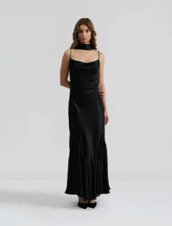 Kvinnor Malina Plus Size & Curvy|Klänningar|Poppy pleat detailed slip maxi dress - Midiklänningar