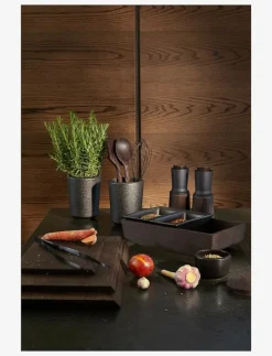 Rosendahl Förvaring|RÅ Utensil holder H15.5 svart - Förvaringskorgar
