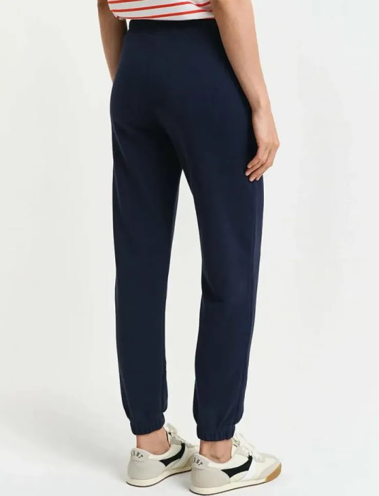 Kvinnor GANT Mjukisbyxor|REG TONAL SHIELD SWEATPANTS - Sweatpants