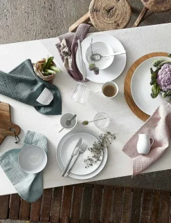 Aida Serveringsfat|relief round dish porcelain - Serveringsfat & Uppläggningsfat
