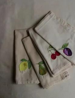 Midnatt Kökstextilier|Textilier|Servetter 4-pack Tutti Frutti - Tygservetter