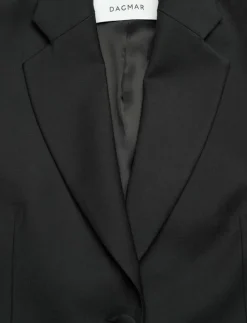 Kvinnor House Of Dagmar Kavajer|SHORT PLEATED BLAZER - Enkelknäppta kavajer