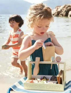 Barn Kid's Concept Leksaker|Leksaker|Swedish candy shop KID'S HUB - Marknadsstånd