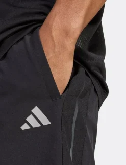 adidas Performance TECH APP GFXSHO - Träningsshorts| Shorts