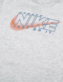 Barn Nike Sportkläder|Basplagg|TE-S/S TEE - Kortärmade