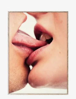 Paper Collective Posters & Ramar|The Kiss I 30x40 - Fotokonst