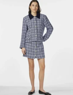 Kvinnor YAS Kavajer|BUCANA LS SHORT JACKET - Bouclés